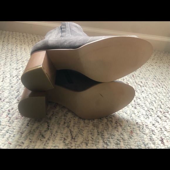 Journee Collection Henley Bootie Gray - Picture 7 of 8